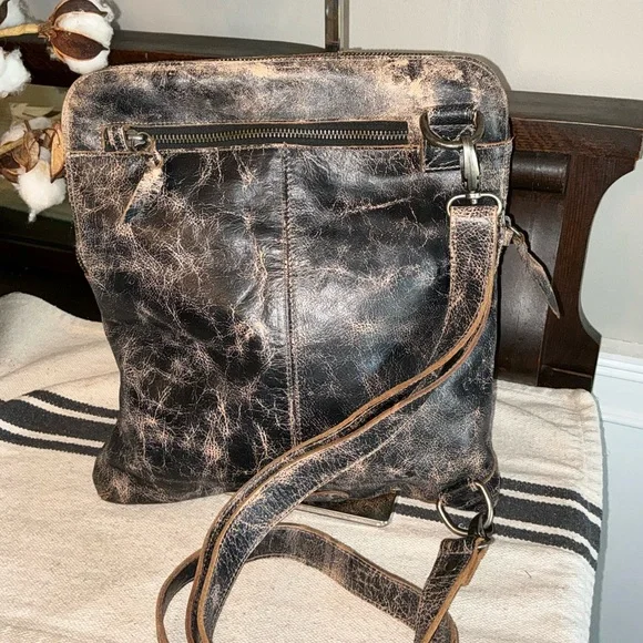 NWOT Bed Stu Leather Aiken 2 Way Crossbody Bag Black Rustic Retail $265 - Picture 2 of 13